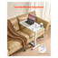 Table de lit réglable en hauteur avec plateau inclinable et porte-gobelet - Bureau d'ordinateur portable mobile pour le chevet