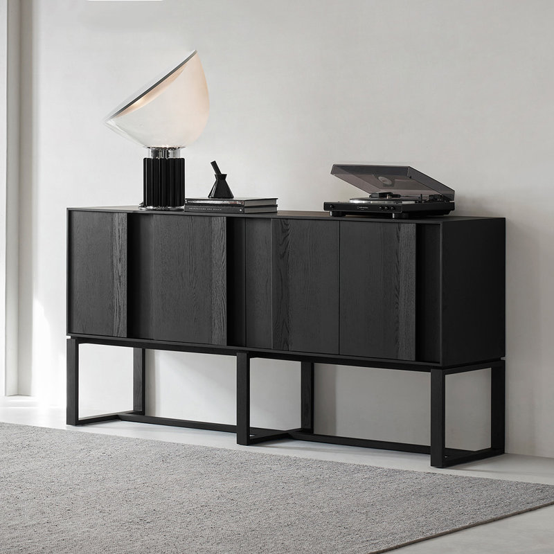 Buffet moderne et simple de style industriel
