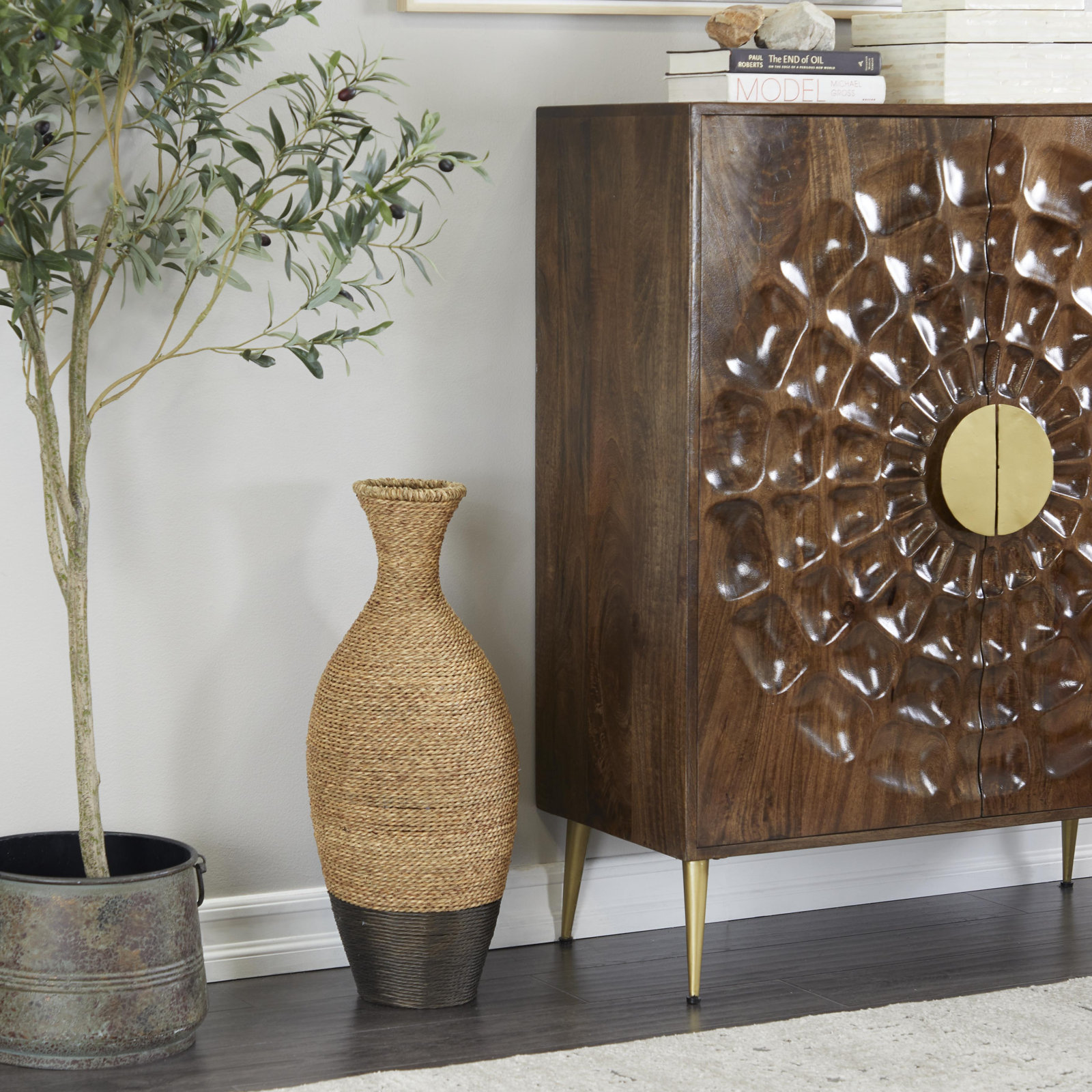 Wolton Brown/Dark Brown Seagrass Table Vase, 26.85" H x 10.85 W" x 10.75" D
