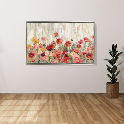 "Sprinkled Flowers" par Silvia Vassileva, reproduction sur toile dans un cadre flottant argenté