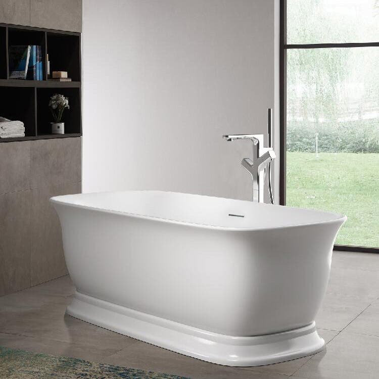 67'' x 31'' Soaking Acrylic Bathtub, White/White Drain