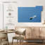 Plume blanche sur fond bleu Kerner-107854682