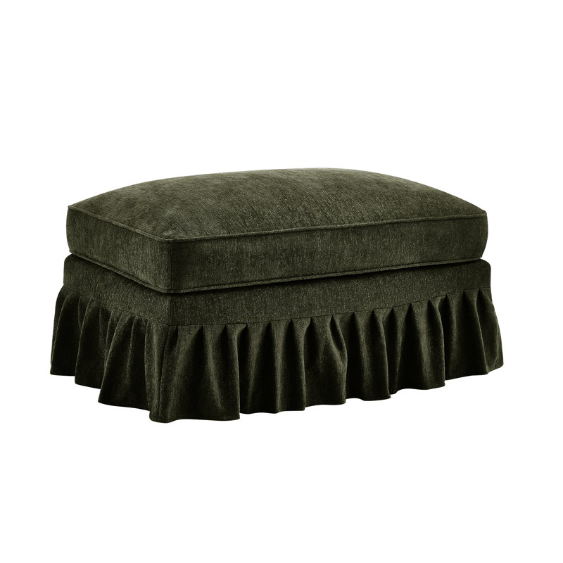 Fabriqué en chenille avec des volants amovibles pour différentes figurations, une structure confortable s'adaptant au corps, un design distinctif de coussin et de pieds courbés, un chenille fileté argenté, divers meubles