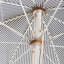 Le parasol de patio-404169547