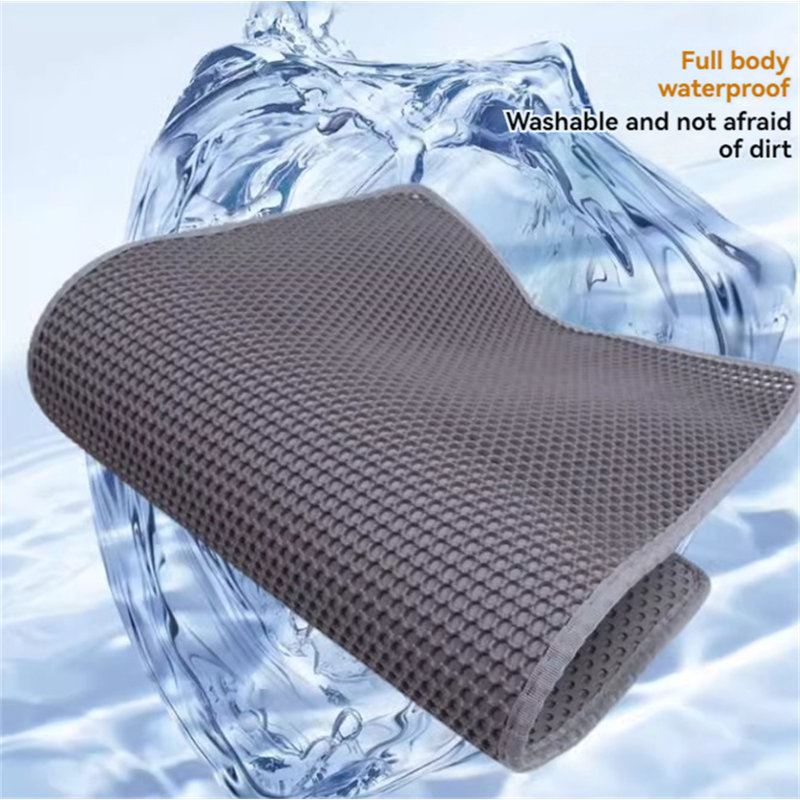 Tapis de litière en plastique, H 0,3 po x l 46,06 po x P 31,1 po