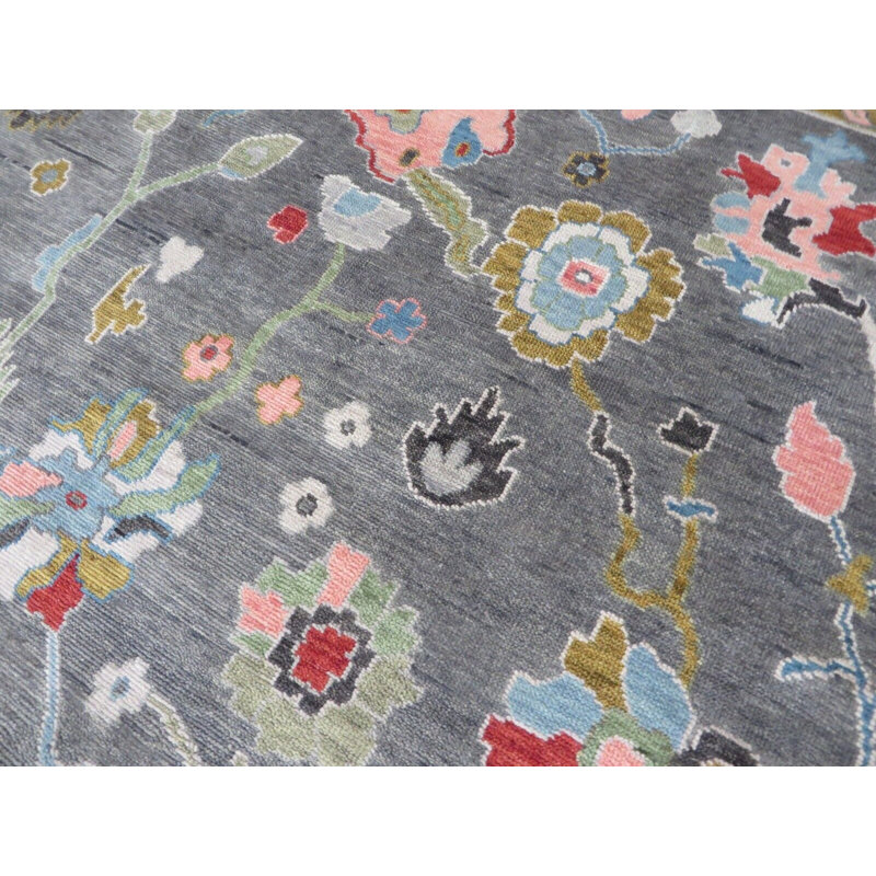 Tapis unique gris de 9 pi 11 po x 10 pi 1 po