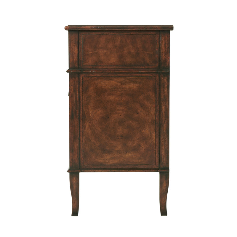 Brooksby 4 - Drawer Dresser
