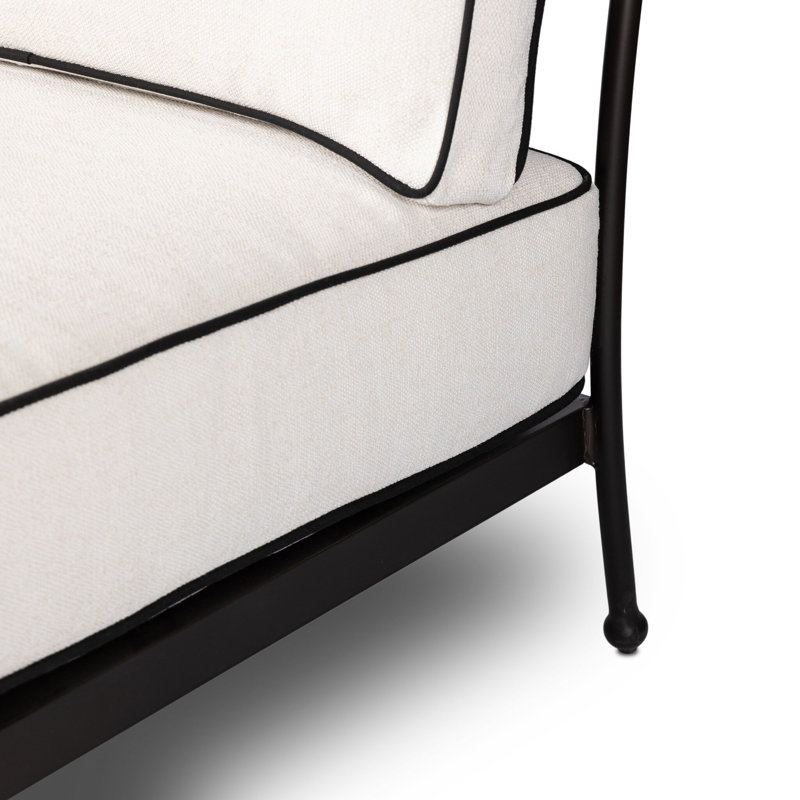 TALLY Outdoor 3 - Seat Patio Sofa