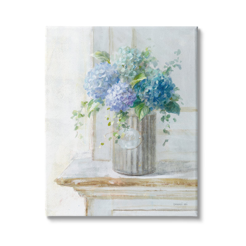 «Blue Hydrangea Bouquet Country Milk Tin», peinture florale par Danhui Nai - Peinture, H 20 po x l 16 po, Toile tendue