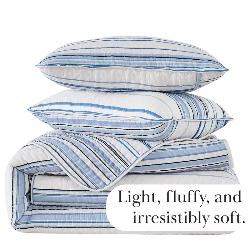 Coastal Stripes Collection Reversible Quilt Set, King Quilt + 2 Standard Shams, Blue
