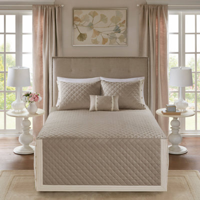 Breanna Cotton Modern & Contemporary 4 Piece Quilt Set