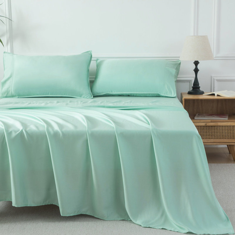 Lyocell Sateen Sheet Set 300 TC, Soft & Breathable Bedding with 16" Deep Pocket, King, Green