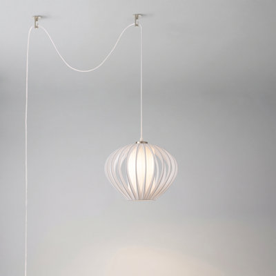 Lampe suspendue Mouton, abat-jour en satin blanc Mouton, douille en nickel satiné avec serre-câble