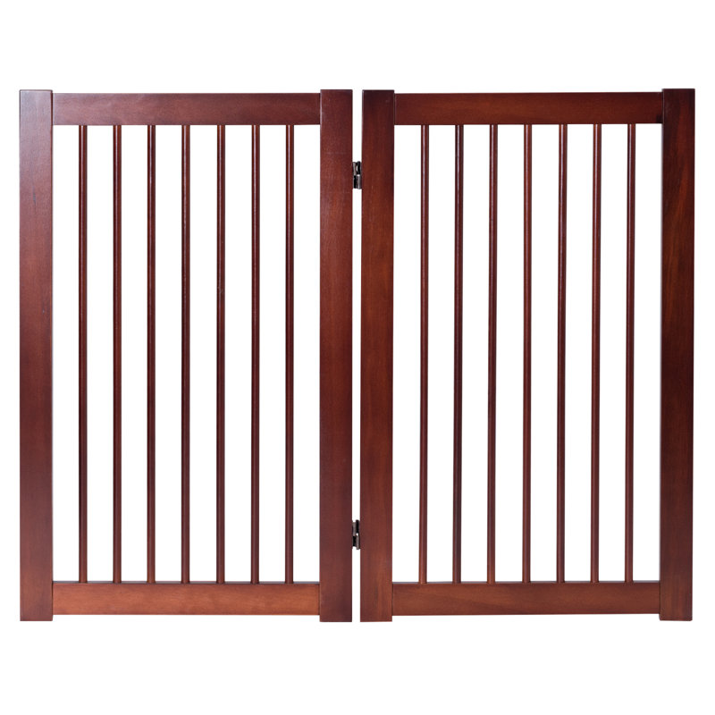 Serpa Freestanding Pet Gate