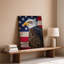 Reproduction d'art sur toile, "Aigle chauve majestueux" perché en évidence contre une toile de fond vieillie avec le drapeau américain-221215168