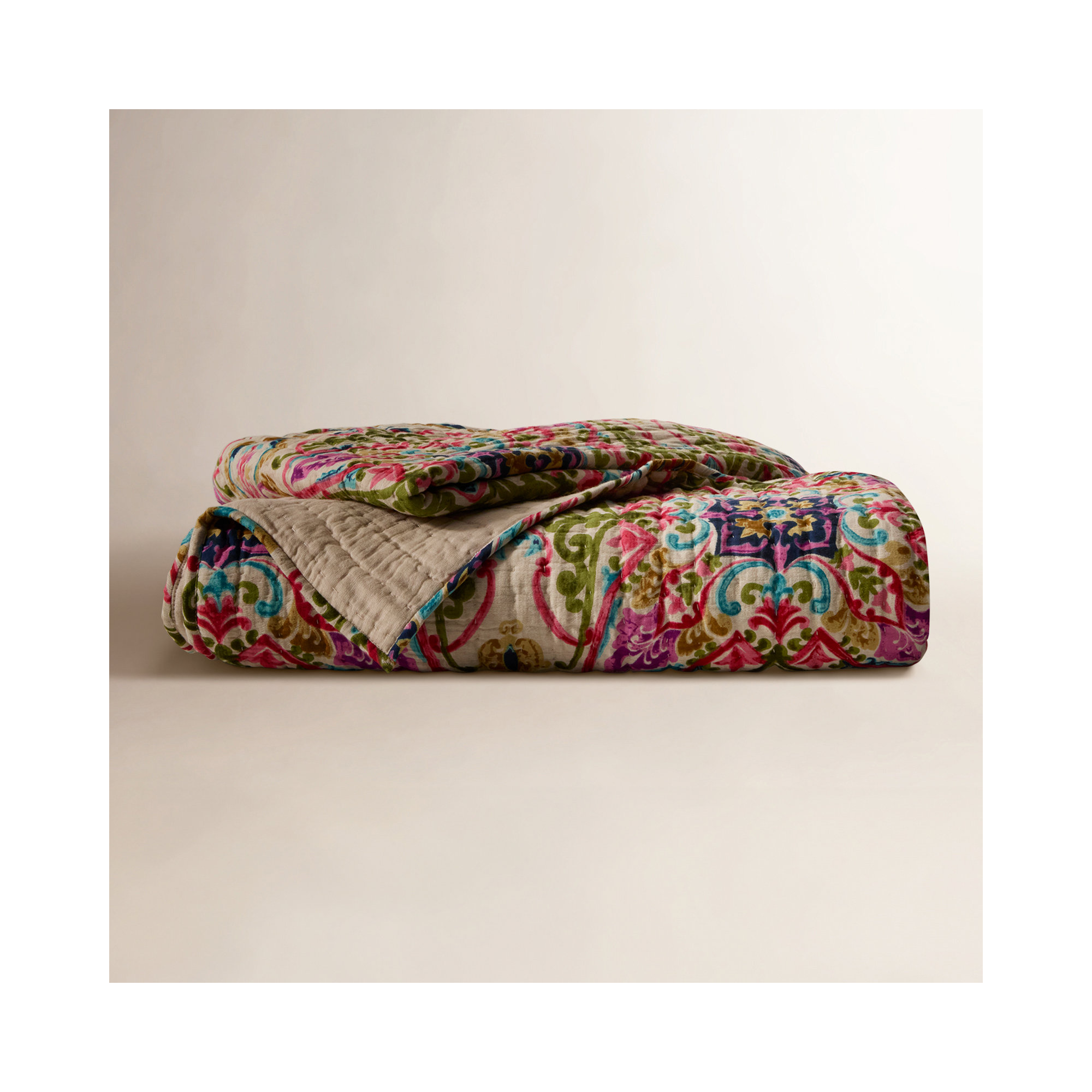 Akita Cotton Quilt, King