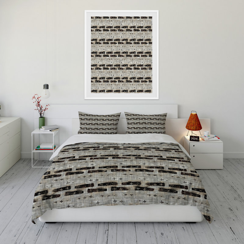 Polyester Channel Geometric Shapes Comforter, Queen Comforter + 2 Standard Pillowcases