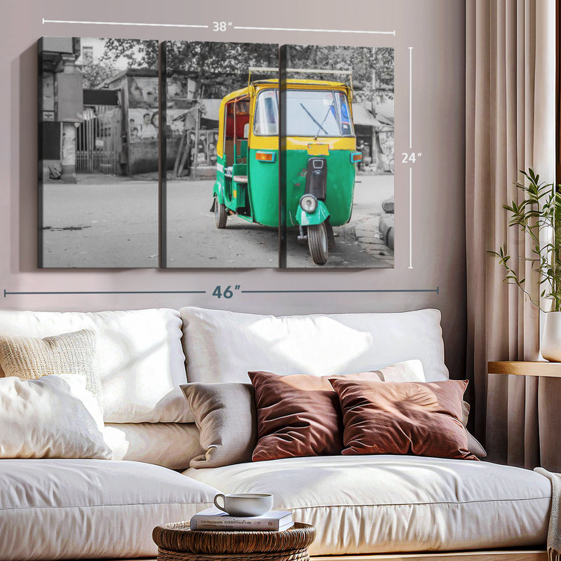 «Indian Rickshaw Pop Canvas Print» sur véhicule, H 24 po x l 38 po