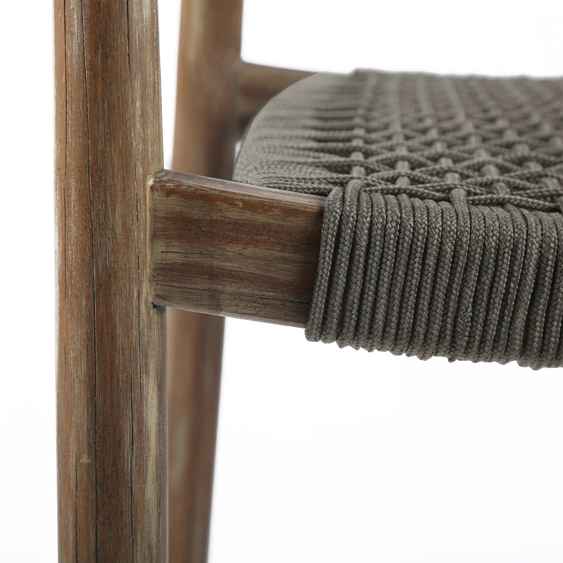 Chaise de patio empilable Jayda
