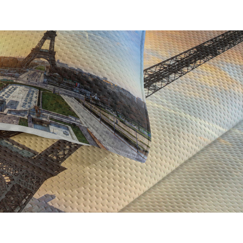 Eiffel Tower Eclectic Polyester Coverlet, King Bedspread + 2 Shams