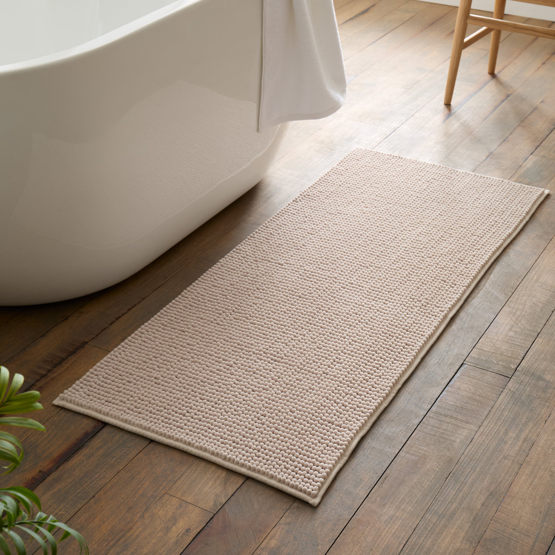 Bobble Bath Runner