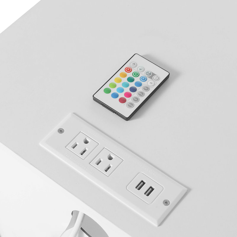 18.19'' W Nightstand, White