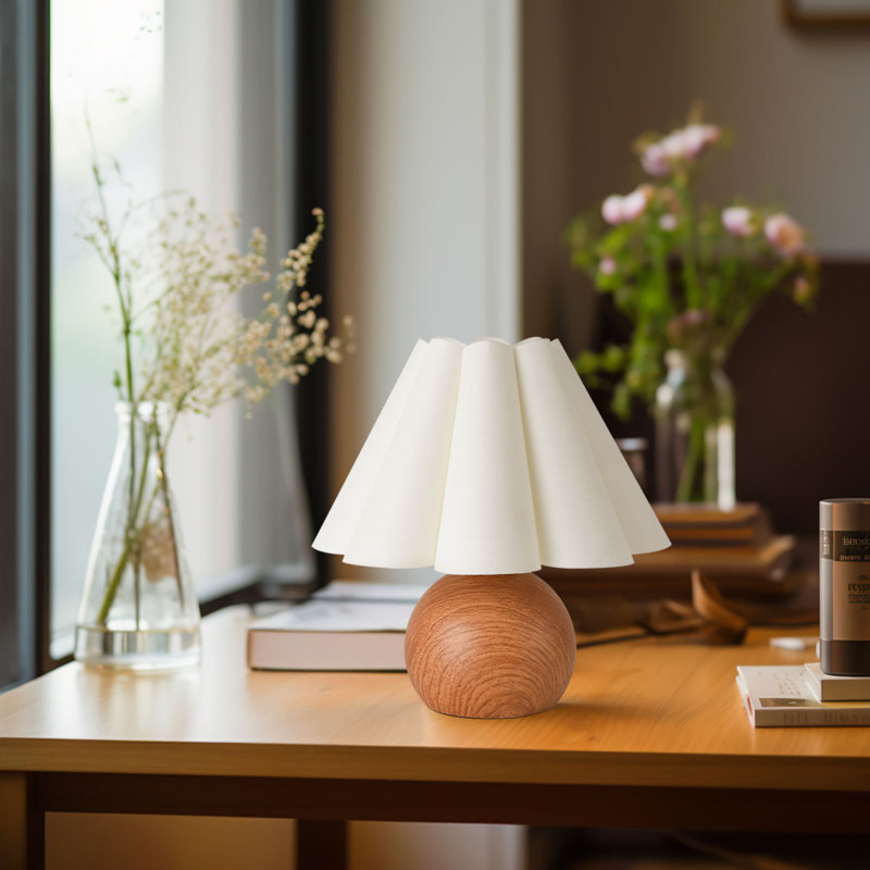 Seraya Iron Table Lamp
