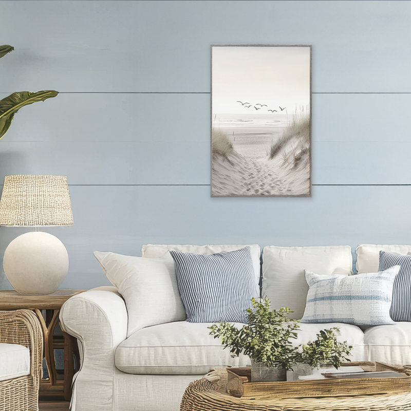 «Seagulls over Sandy Footprints», giclée encadrée, design par Decent Exposures, Estampe numérique Farmhouse