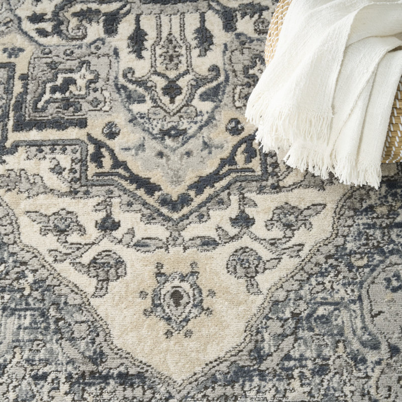 Tapis intérieur bleu marine Graelyn, Rectangle 6 pi x 9 pi