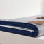 Surmatelas en mousse à mémoire de forme moyenne infusé de gel pour un sommeil confortable-581430092-573631811