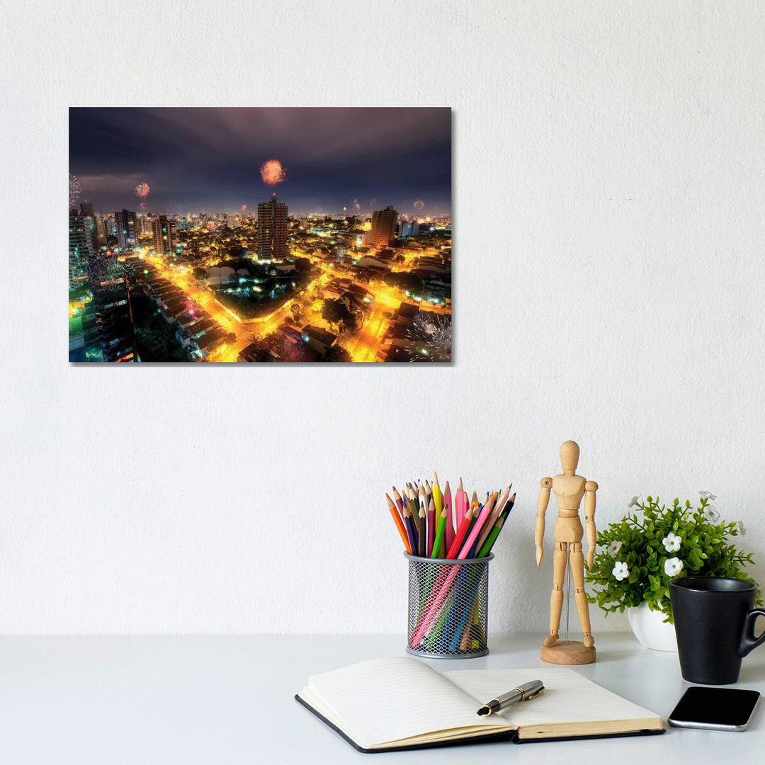 Happy Years Eve by Glauco Meneghelli - Wrapped Canvas Print