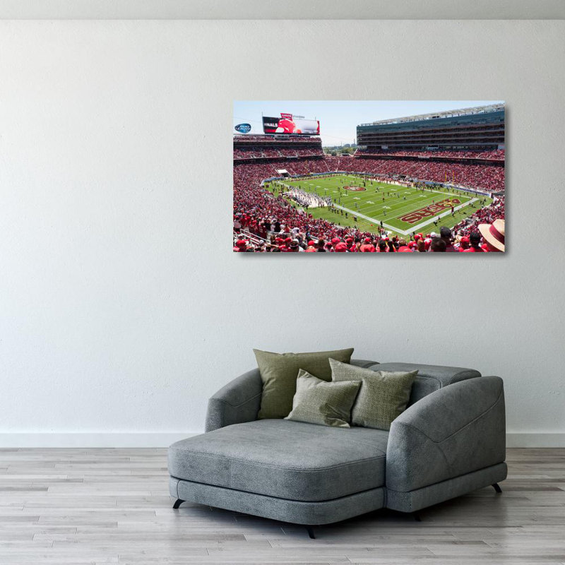 Levi's Stadium, H 22 po x l 40 po