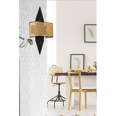 Amaurys LED Wallchiere