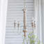 Lustre en bois à quatre lumières