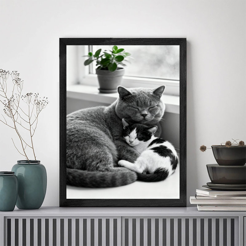 Reproduction d'art encadré noir avec chats rétro blottis ensemble dans une ambiance chaleureuse, H 17 po x l 13 po