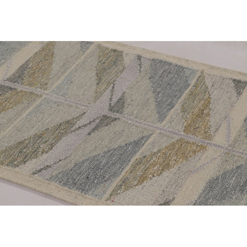 Scandinavian One-of-a-Kind 2'11x5'3 Area Rug