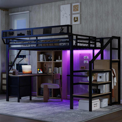 Lit mezzanine double en métal avec tablette de rangement, garde-robe d'escalier, bureau et lumières à DEL RVB