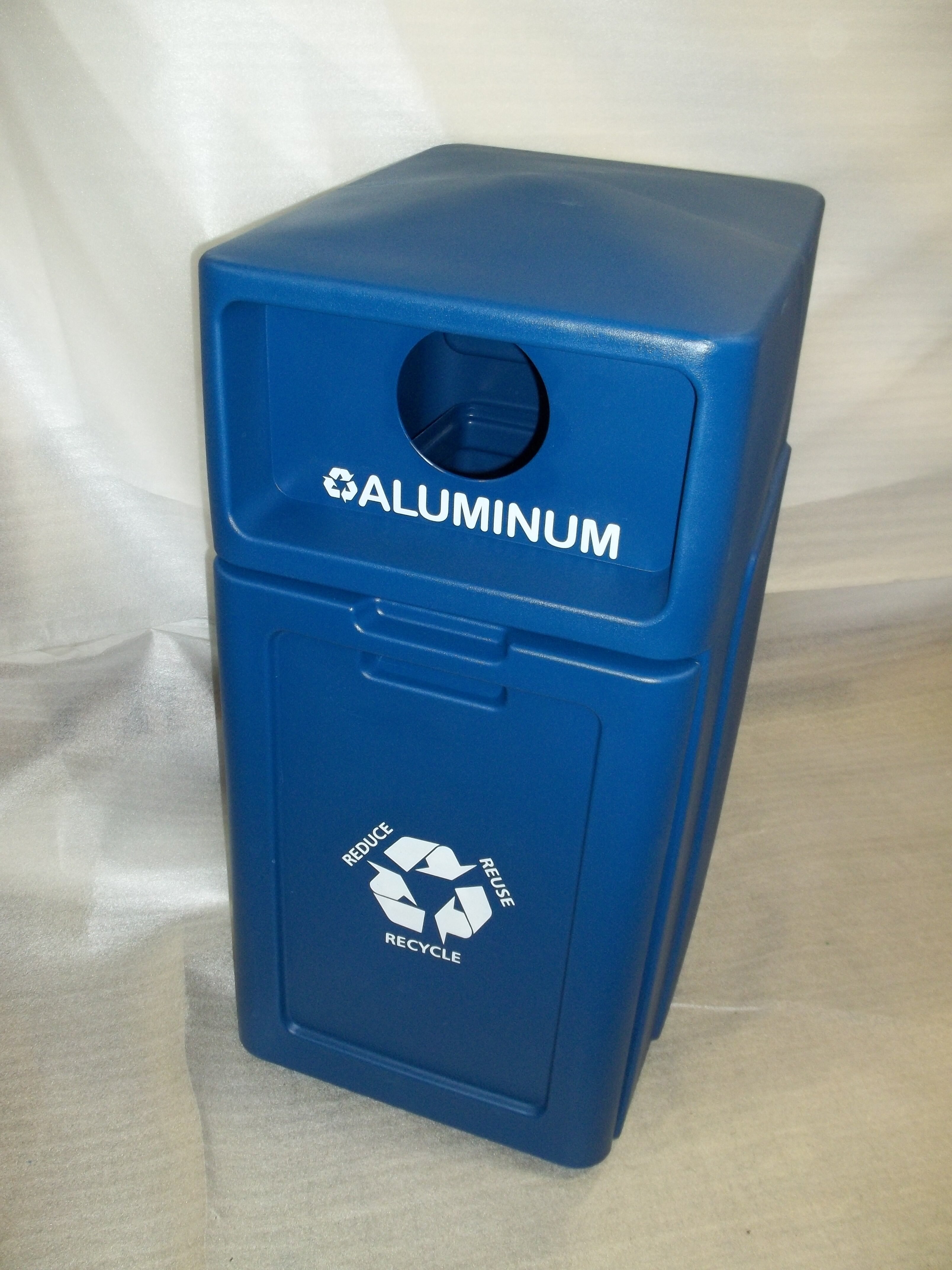 https://assets.wfcdn.com/im/77382486/compr-r85/1419/14198074/42-gallons-plastic-open-recycling-bin.jpg