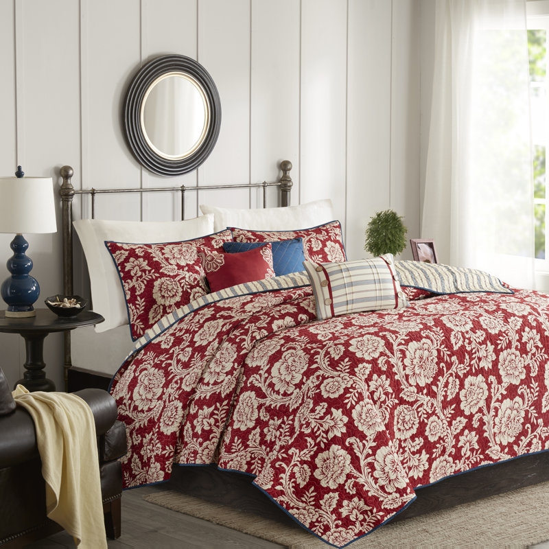 Red Cotton Twill Reversible Full Coverlet Set with Pillows