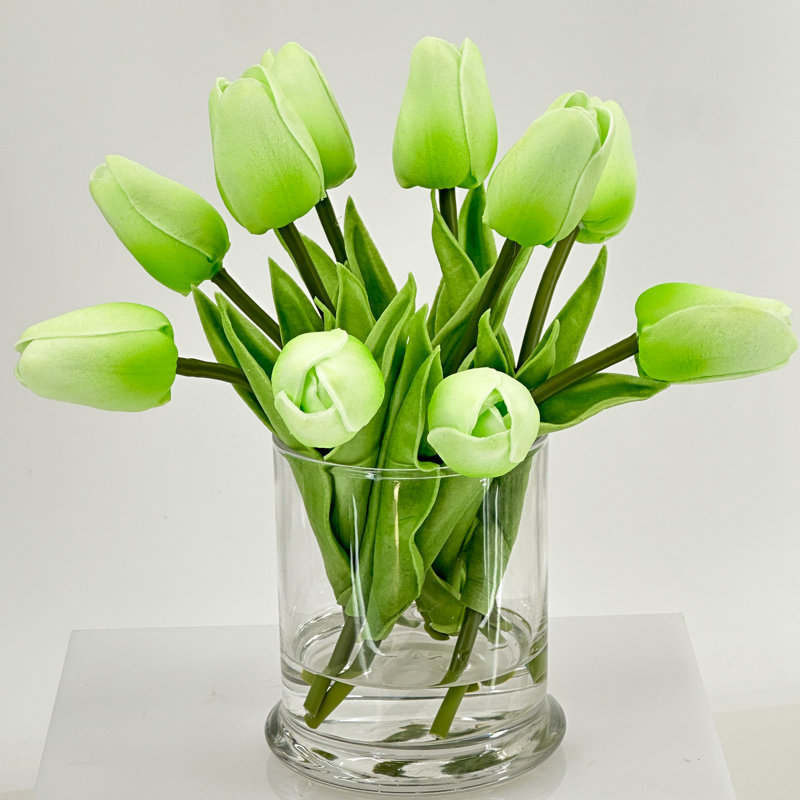 Petite tête en faux tulipes dans un vase, centre de table de petite taille, Vert