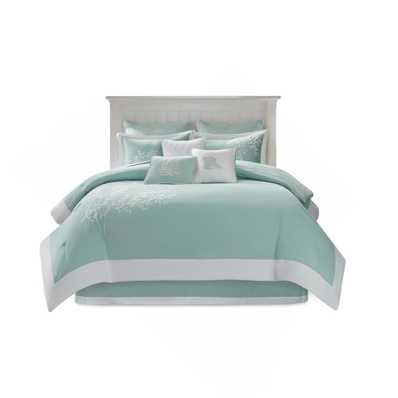Oversized Cotton Jacquard Comforter Set With Coral Embroidery, Hypoallergenic And Comfortable For A Coastal-Inspired Bedroom