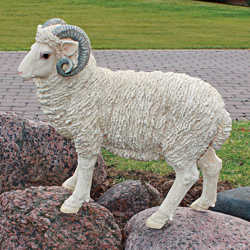 Statue de mouton à cornes Dorset