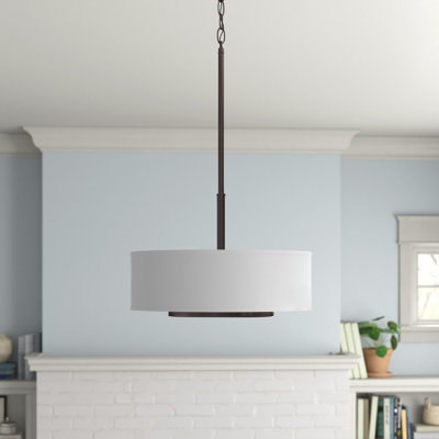 Luminaire suspendu à trois lumières Nance de Génération Lighting 