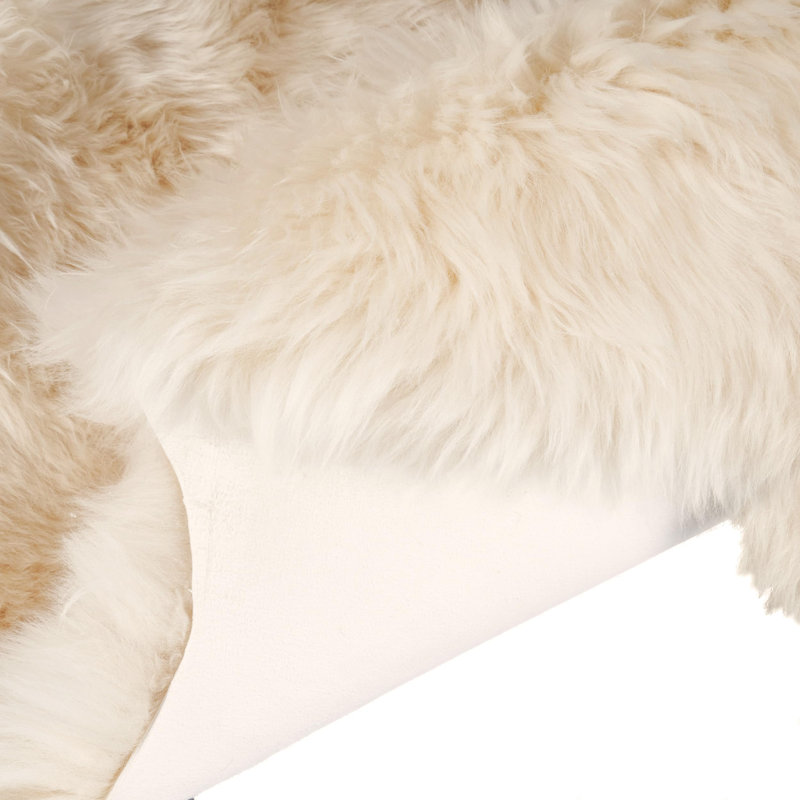 Fraley Sheepskin Indoor Rug, Novelty 5' x 6'8"