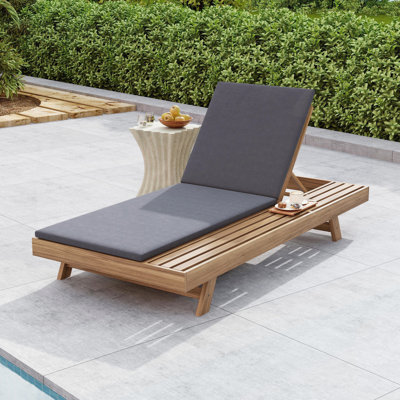 Ensemble de chaises longues avec coussins inclinables réglables en bois d'acacia noir résistant à l'eau pour une détente en plein air