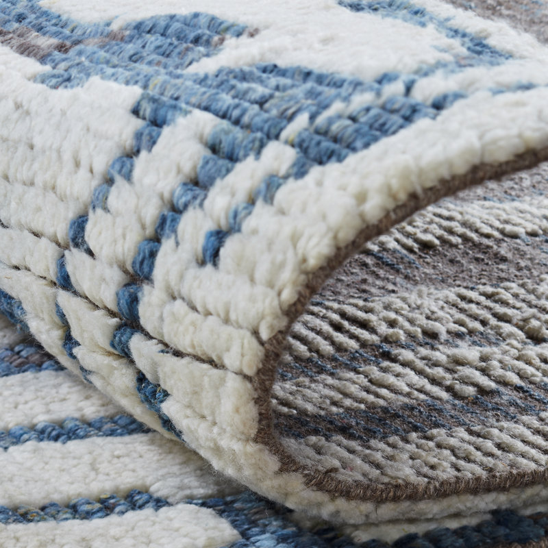 Wool Area Rug, Rectangle 5'6" x 8'6"