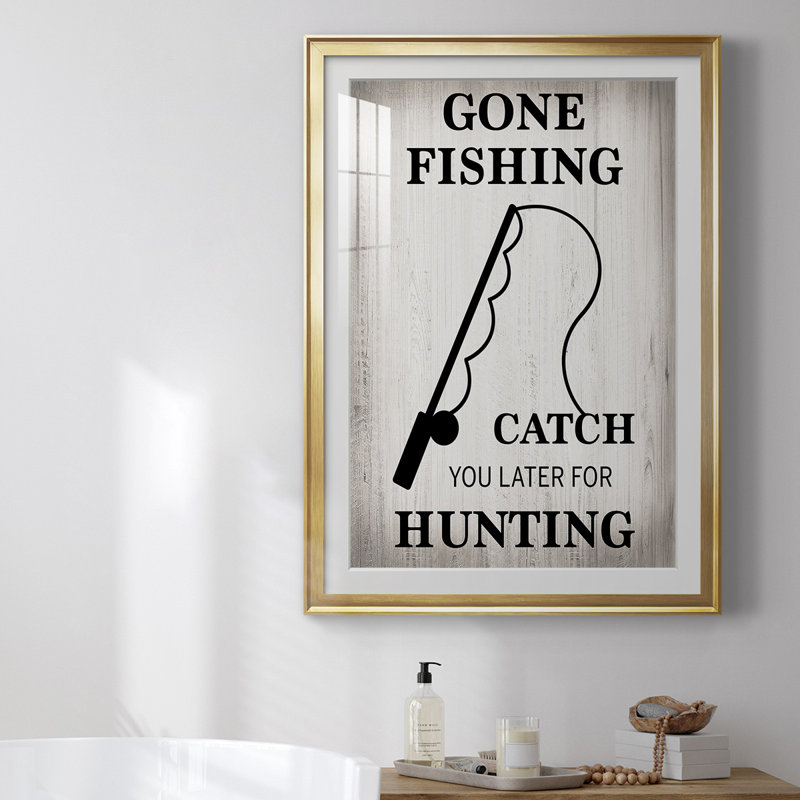 «Gone Fishing», reproduction encadrée de qualité supérieure - prête à être accrochée, Or, H 42,5 po x l 30,5 po x P 1 po
