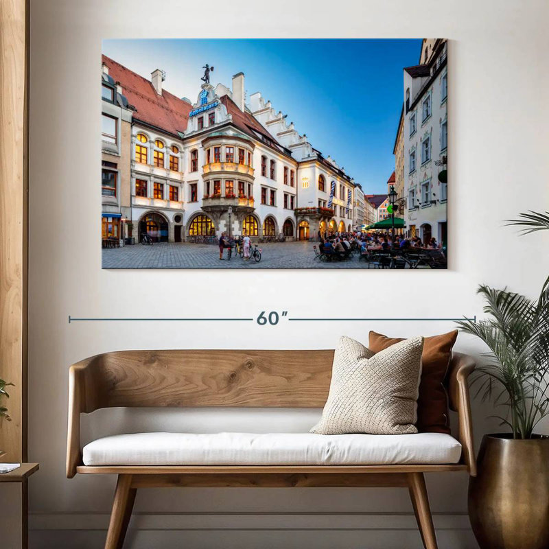 Nicci Hofbrauhaus Am Platzl, H 34 po x l 51 po