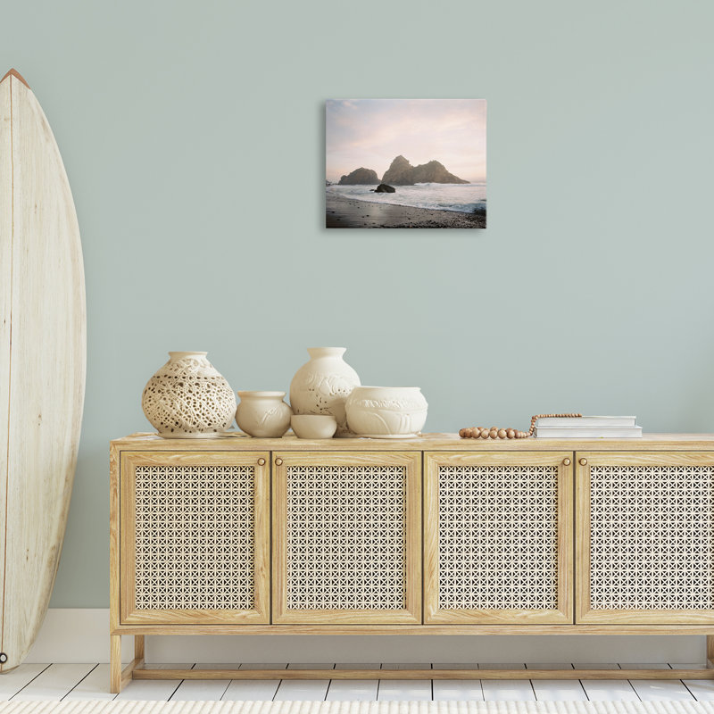 Art mural sur toile, "Seaside Cliff Landscape" par Justine Milton, 16" H x 20" W