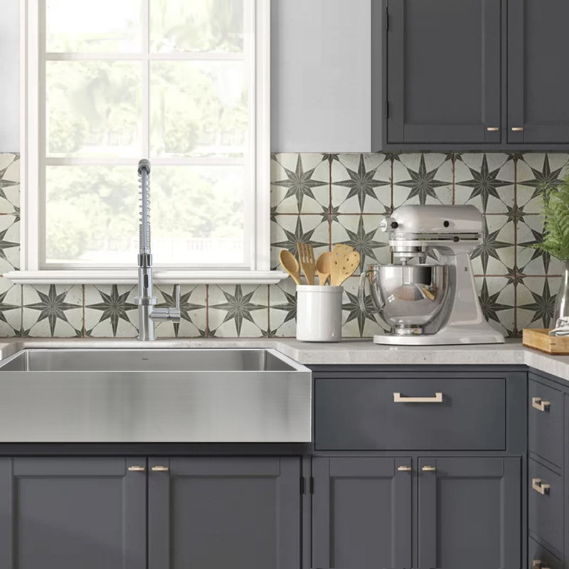 Pro Series 32.5'' L Single Bowl Stainless Steel Kitchen Sink